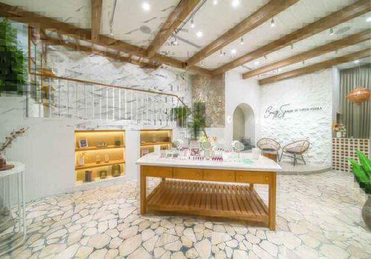 By Lizzie Parra (BLP) Beauty Space