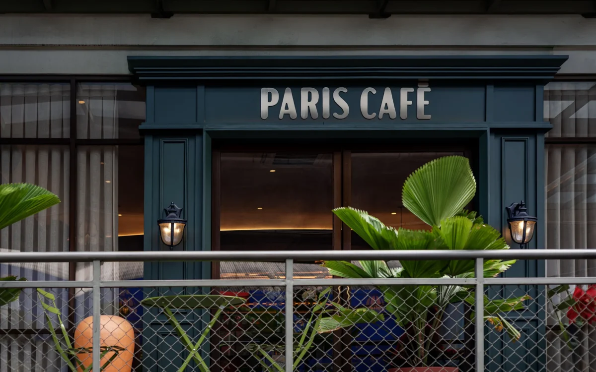 paris cafe 7