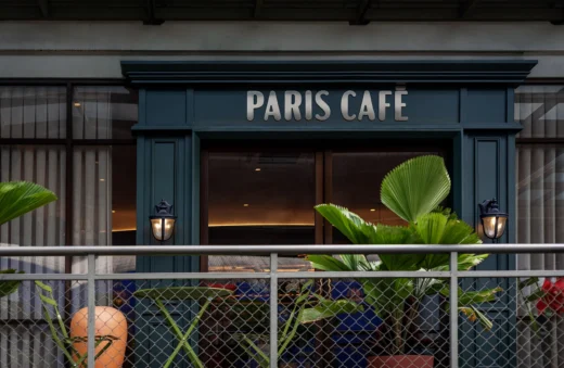 Paris Café